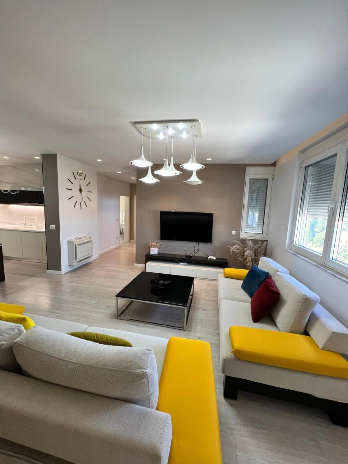 Tirana Loft Living Apartment Exterior photo